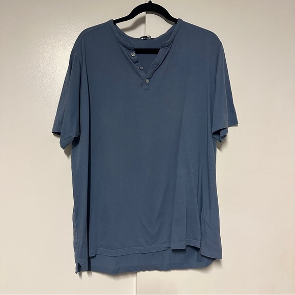 Robert Barakett Men's Henley Short Sleeve Cotton Light Blue Shirt Size XXL - Picture 2 of 8